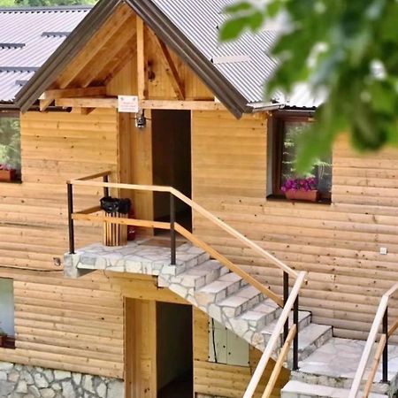 Hotel Vucja Gora à Foca Extérieur photo