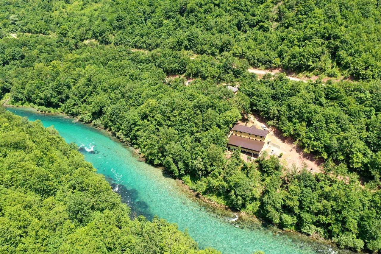 Hotel Vucja Gora à Foca Extérieur photo